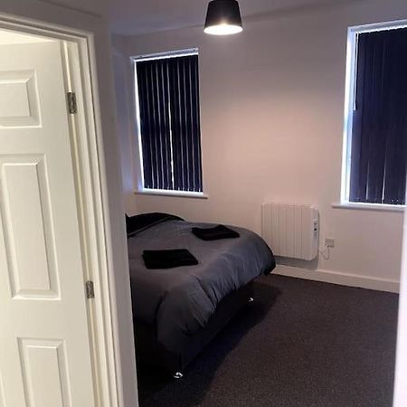 #4Bs 1 Bed Serviced Apartment Дерби Экстерьер фото