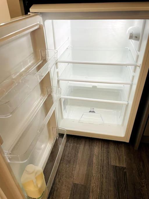 #4Bs 1 Bed Serviced Apartment Дерби Экстерьер фото